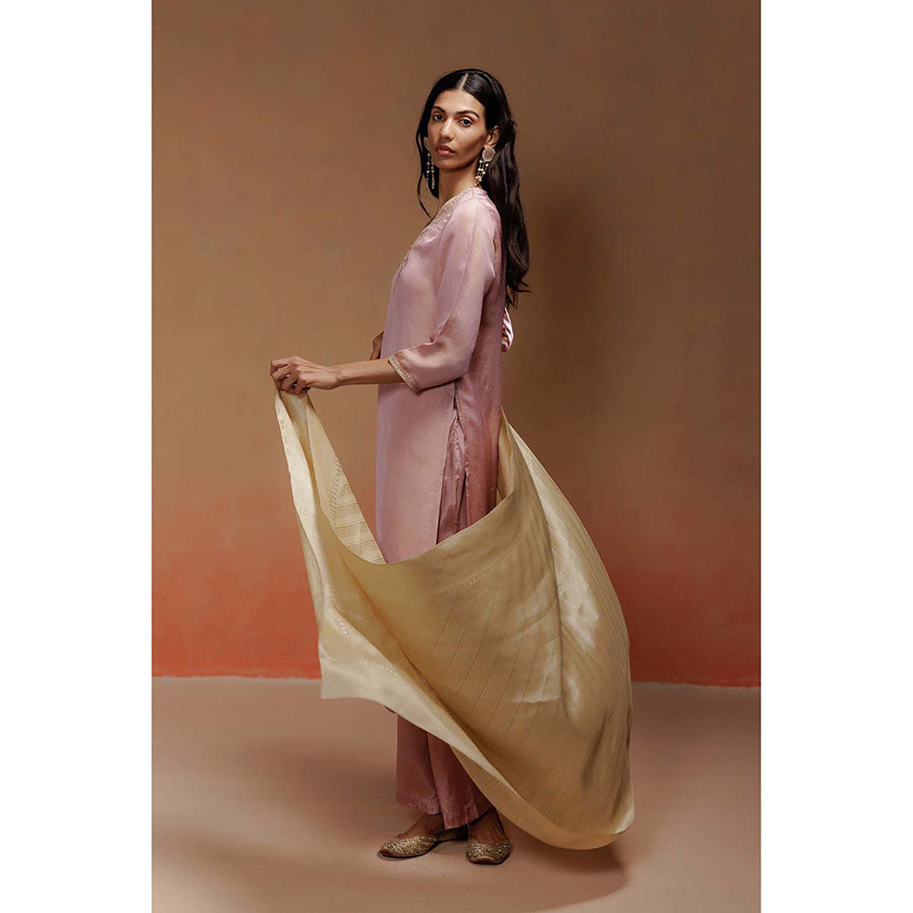 LABEL NAARITI Mahee Jacquard Embroidered Rose Gold Kurta with Pant and Dupatta