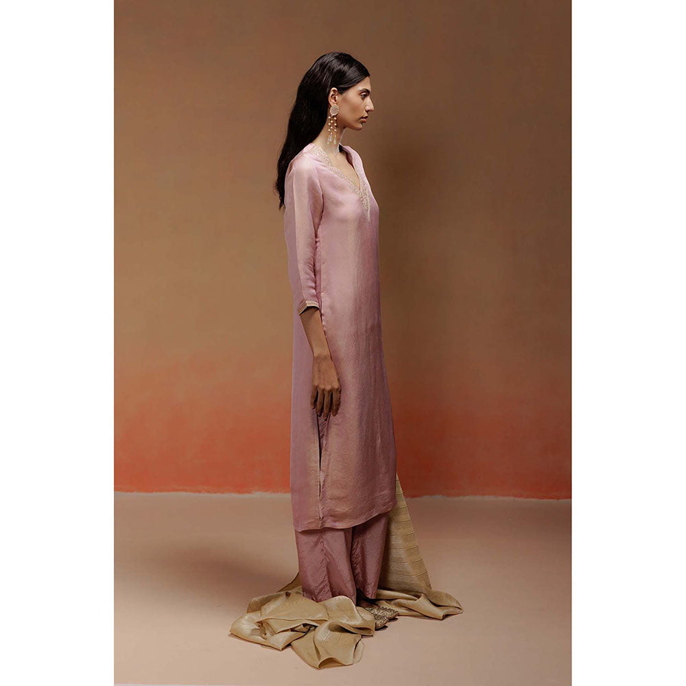 LABEL NAARITI Mahee Jacquard Embroidered Rose Gold Kurta with Pant and Dupatta