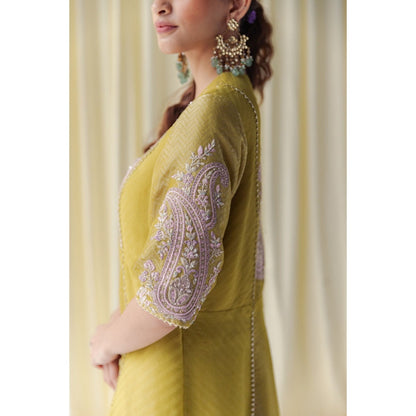 LABEL NAARITI Ahana Yellow Tissue Thread Work Salwar Suit Sets