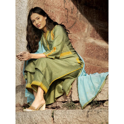 Label Ruby Embroidered Green Kurta with Pant and Dupatta (Set of 3)