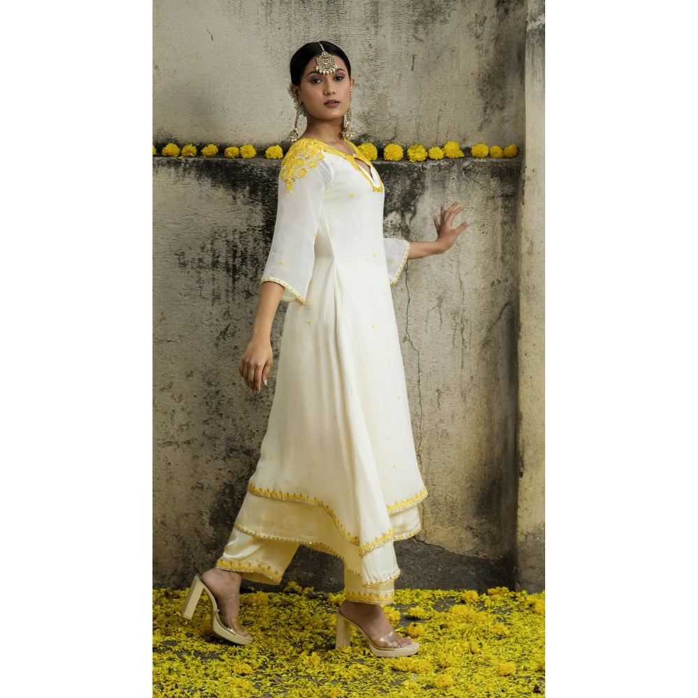 Label Ruby Beautifully Hand Embroidered Ivory Kurta with Pant (Set of 2)