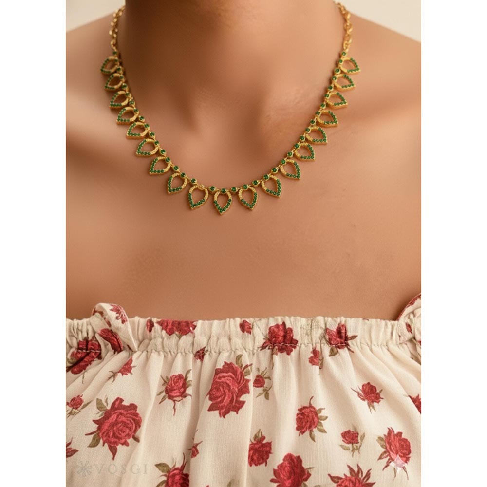 Label Ruby Green Beautiful Micro Gold Polish Ruby Stone Short Necklace