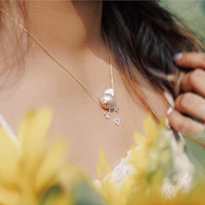 La marque-M White Full Of Love Pearl Diamond Necklace