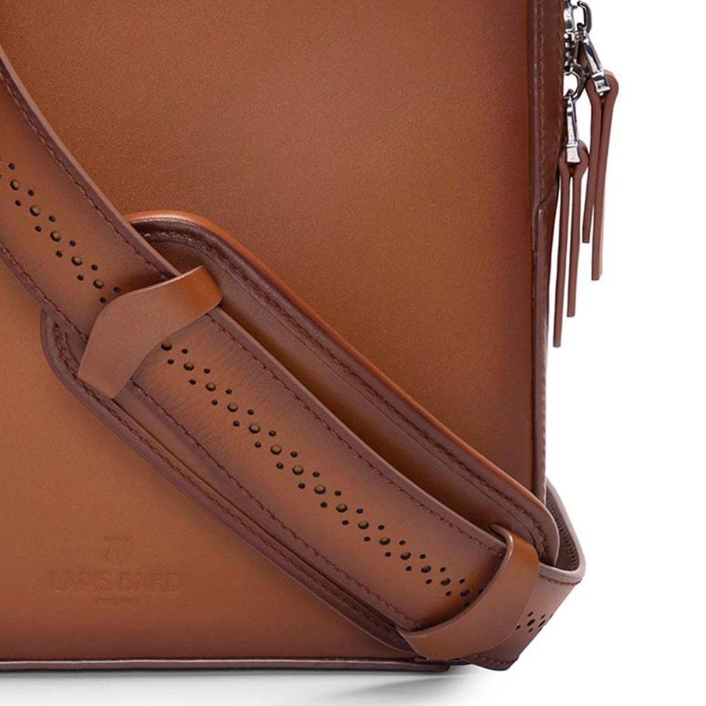 Lapis Bard Ducorium Kent Crossbody Travel Bag - Cognac Brown