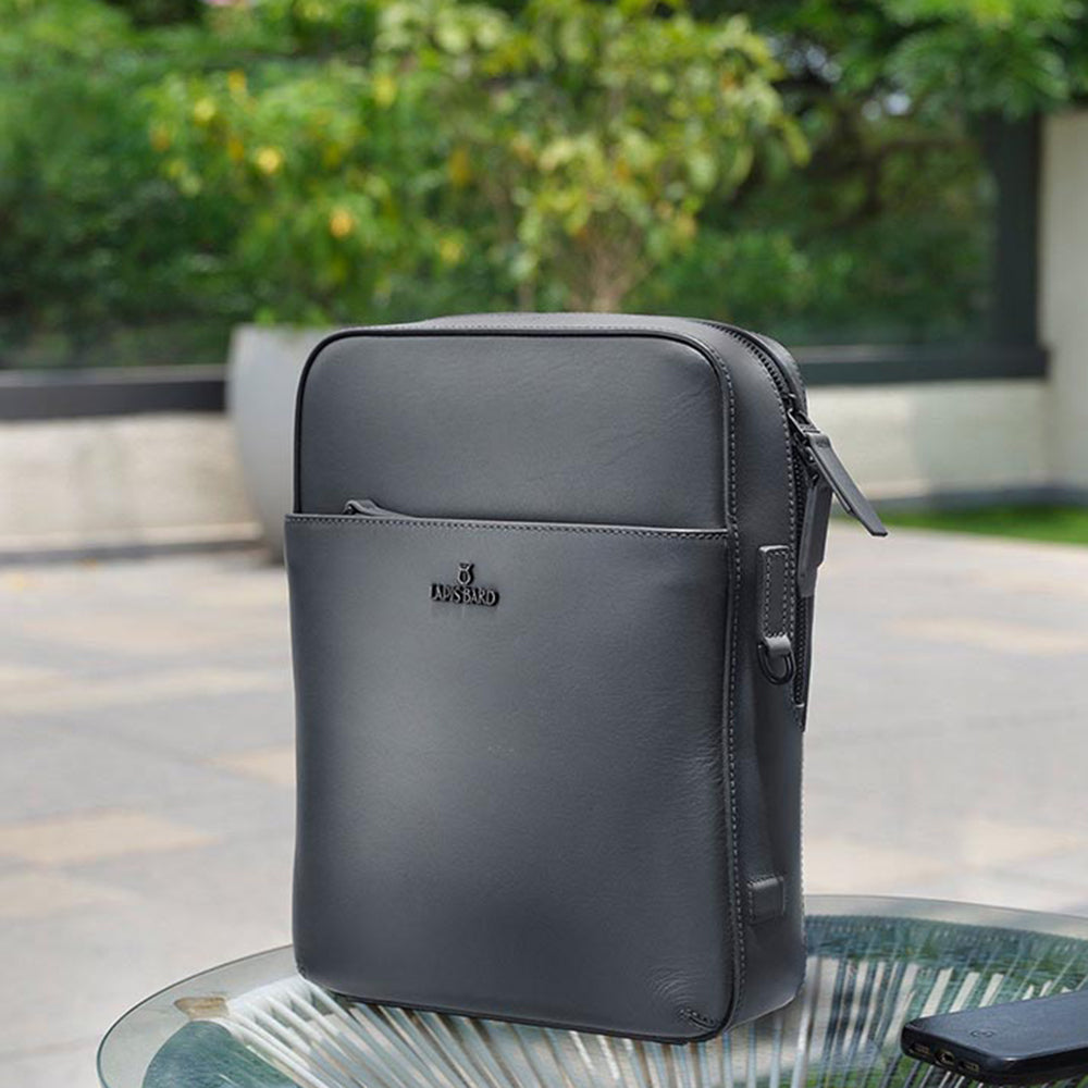 Lapis Bard Ducorium Kent Crossbody Travel Sling Bag - Graphite