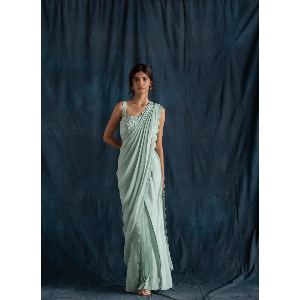 Lavanya Ahuja Scallop Detail Pre-Draped Saree & Petticoat with Stitched Blouse (Set of 3)