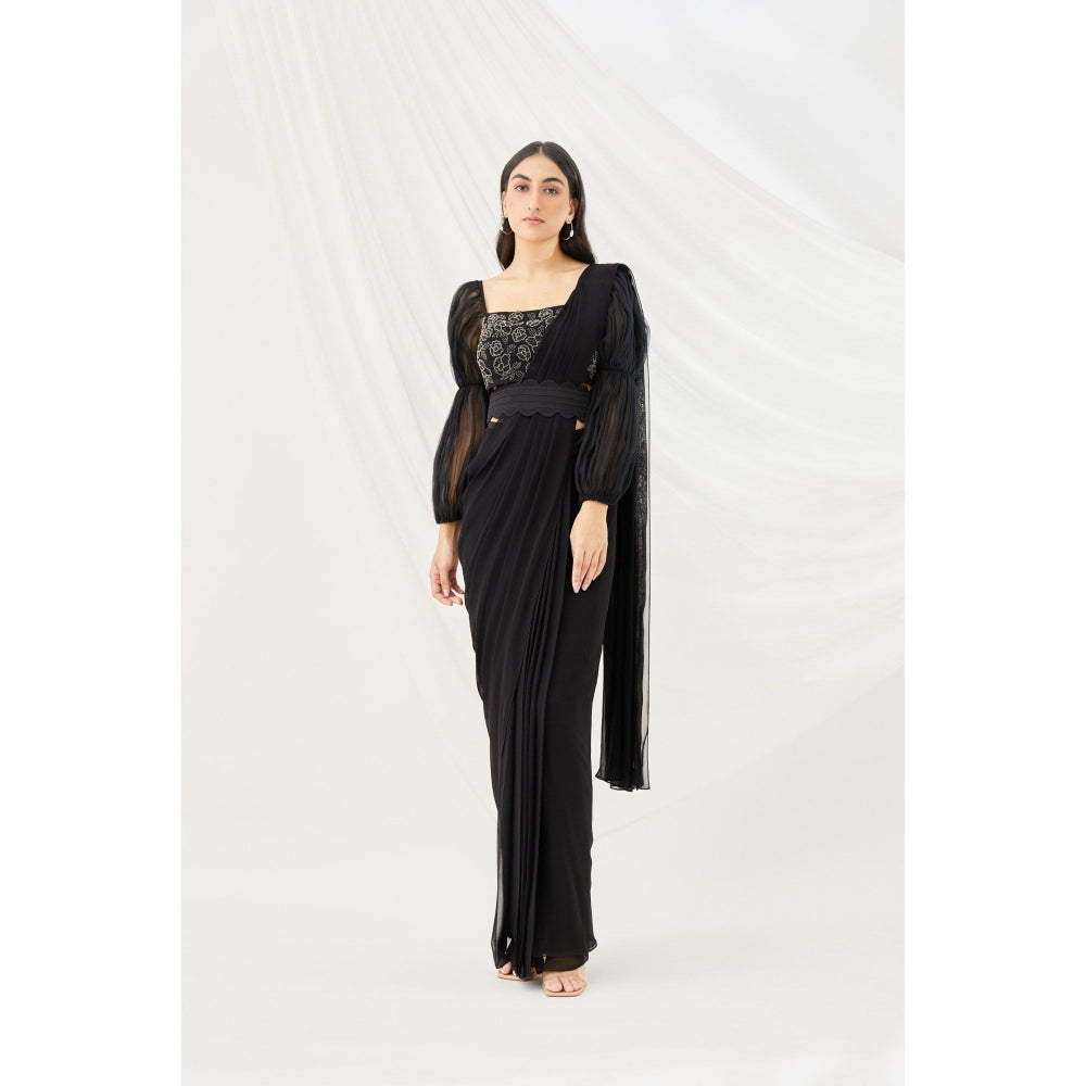 Lavanya Ahuja Midnight Pre-Draped Saree Belt & Petticoat with Stitched Blouse (Set of 4)