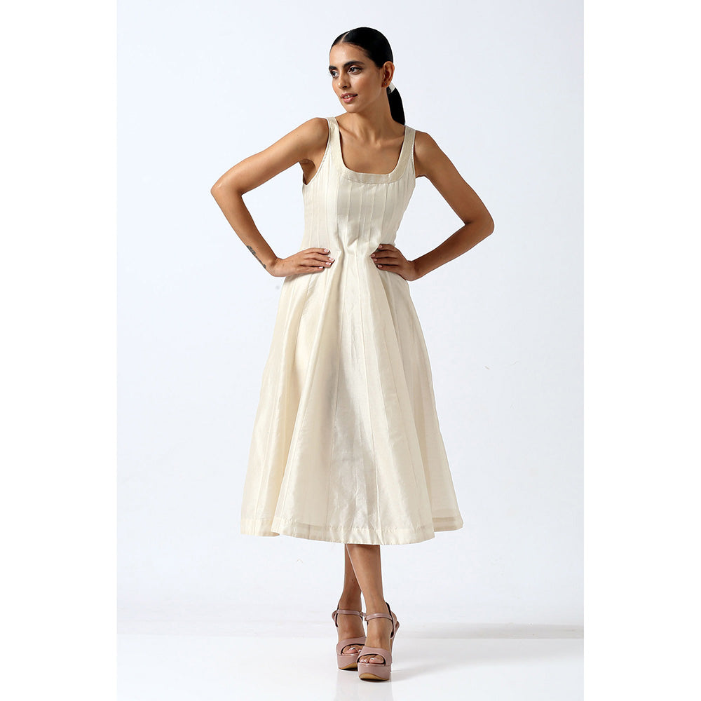 MADDER MUCH Iris Midi Dress - White (Set of 3)