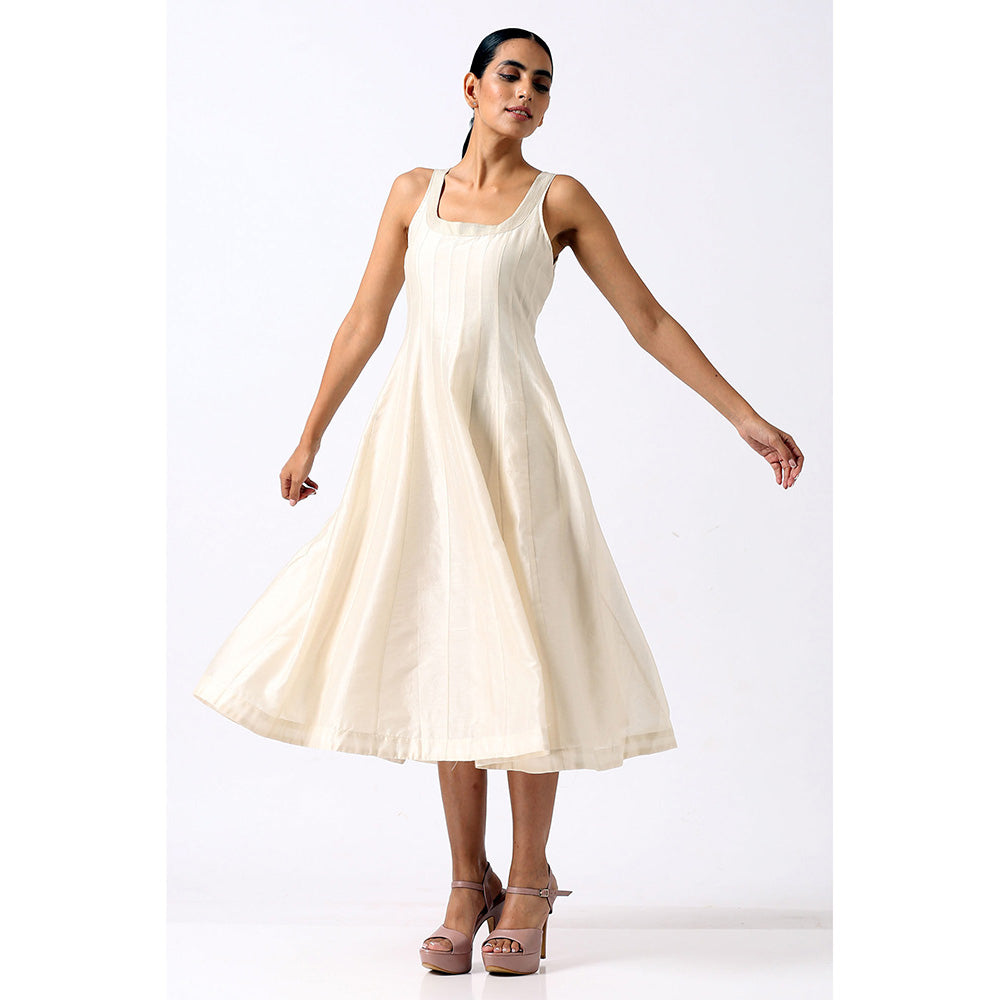 MADDER MUCH Iris Midi Dress - White (Set of 3)