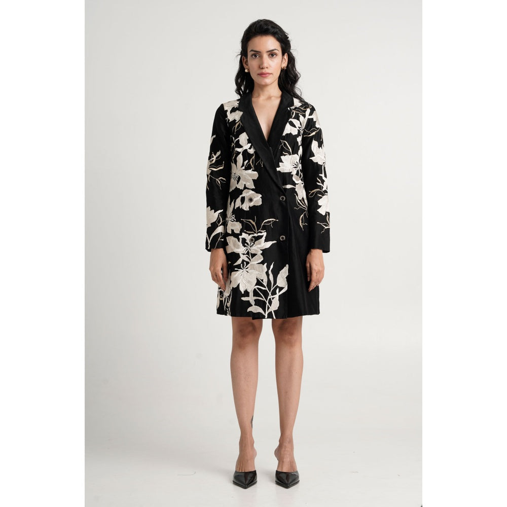 MADDER MUCH Lucas Knee Length Dress - Black