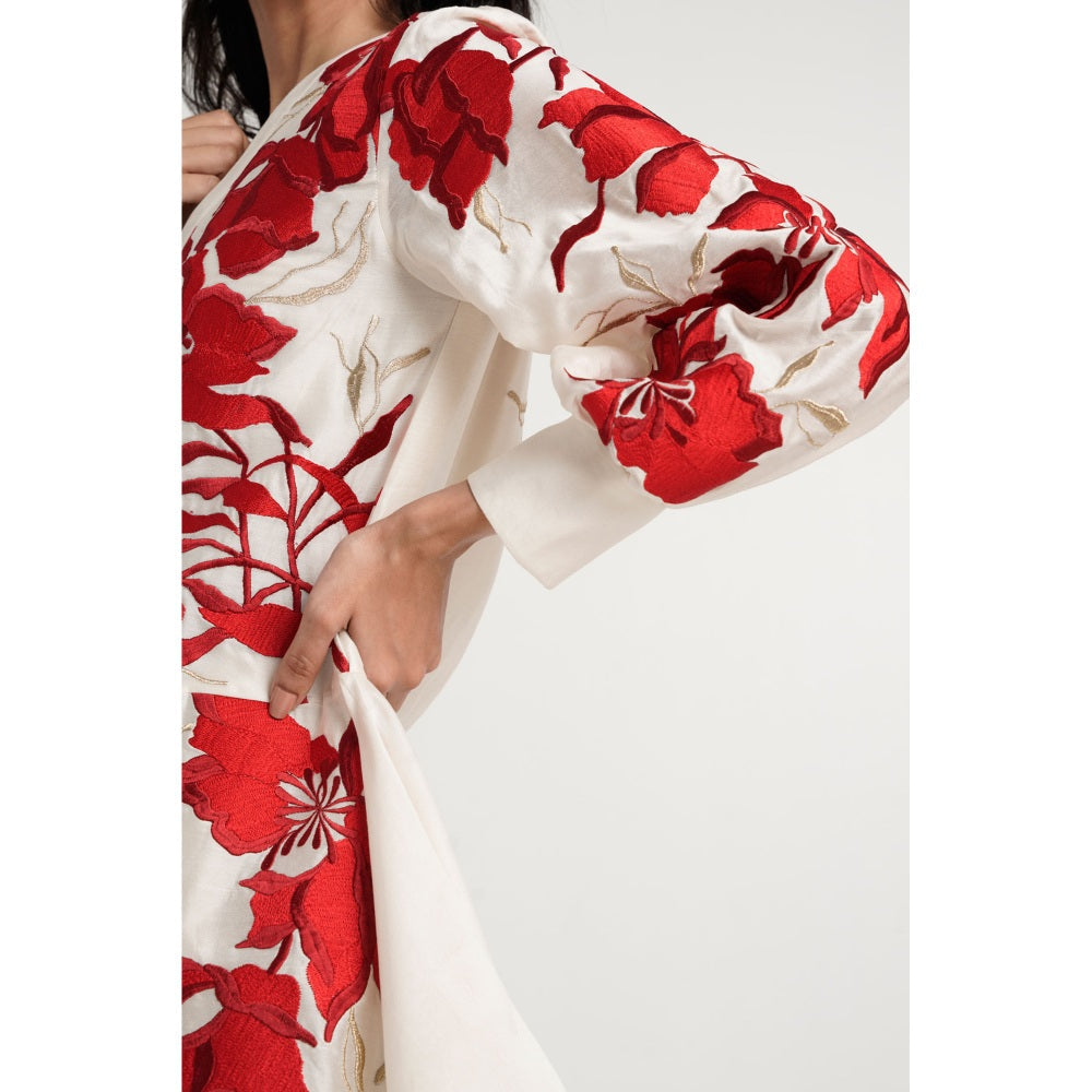 MADDER MUCH Mars Co-Ord - White (Set of 2)