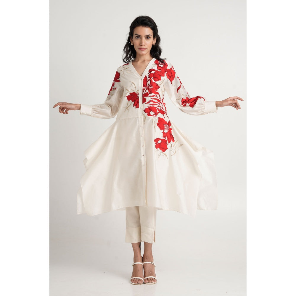 MADDER MUCH Mars Co-Ord - White (Set of 2)