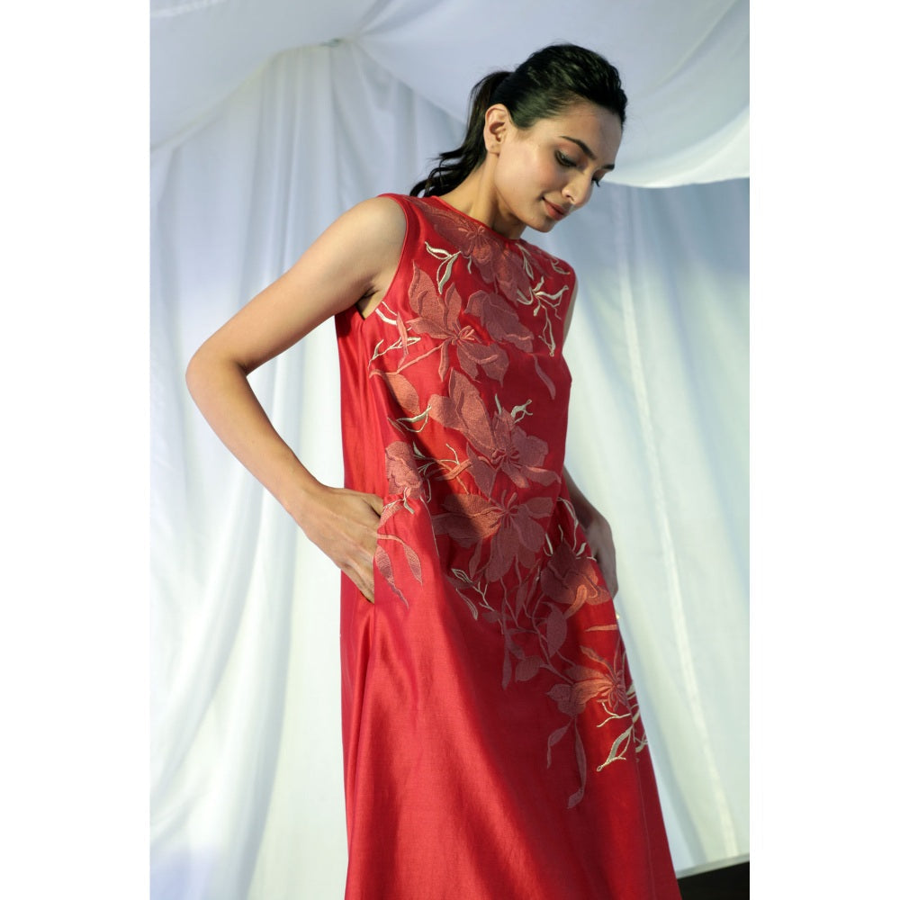 MADDER MUCH Nori Maxi Dress - Red