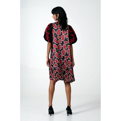 MADDER MUCH Keri Shift Printed Dress