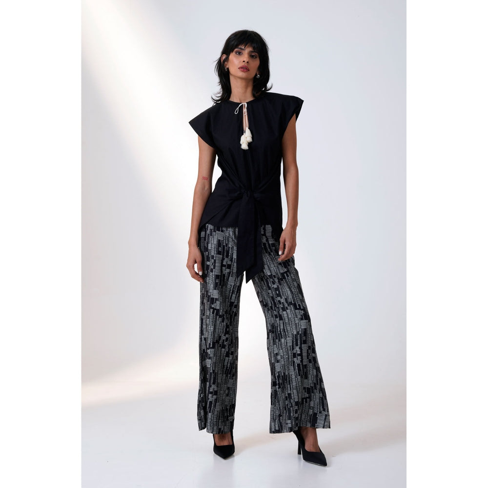 MADDER MUCH Martina I Bow Clutch Printed Pant Set (Set of 2)