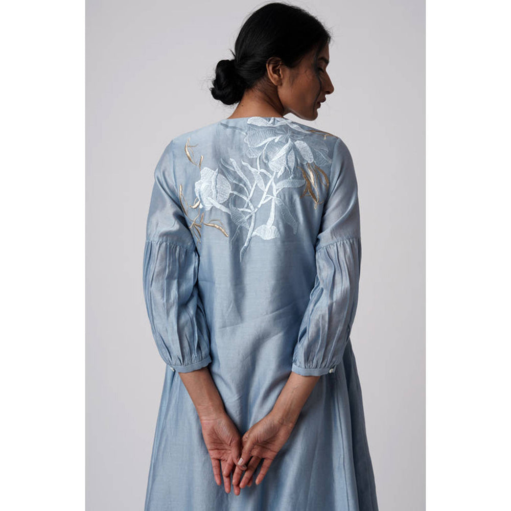MADDER MUCH Blue Embroidered Round Neck Kurta With Pant