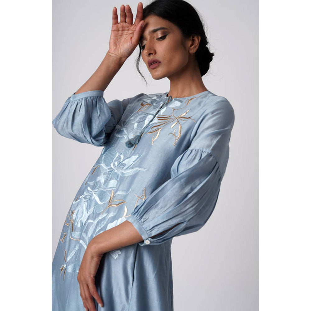 MADDER MUCH Blue Embroidered Round Neck Kurta With Pant