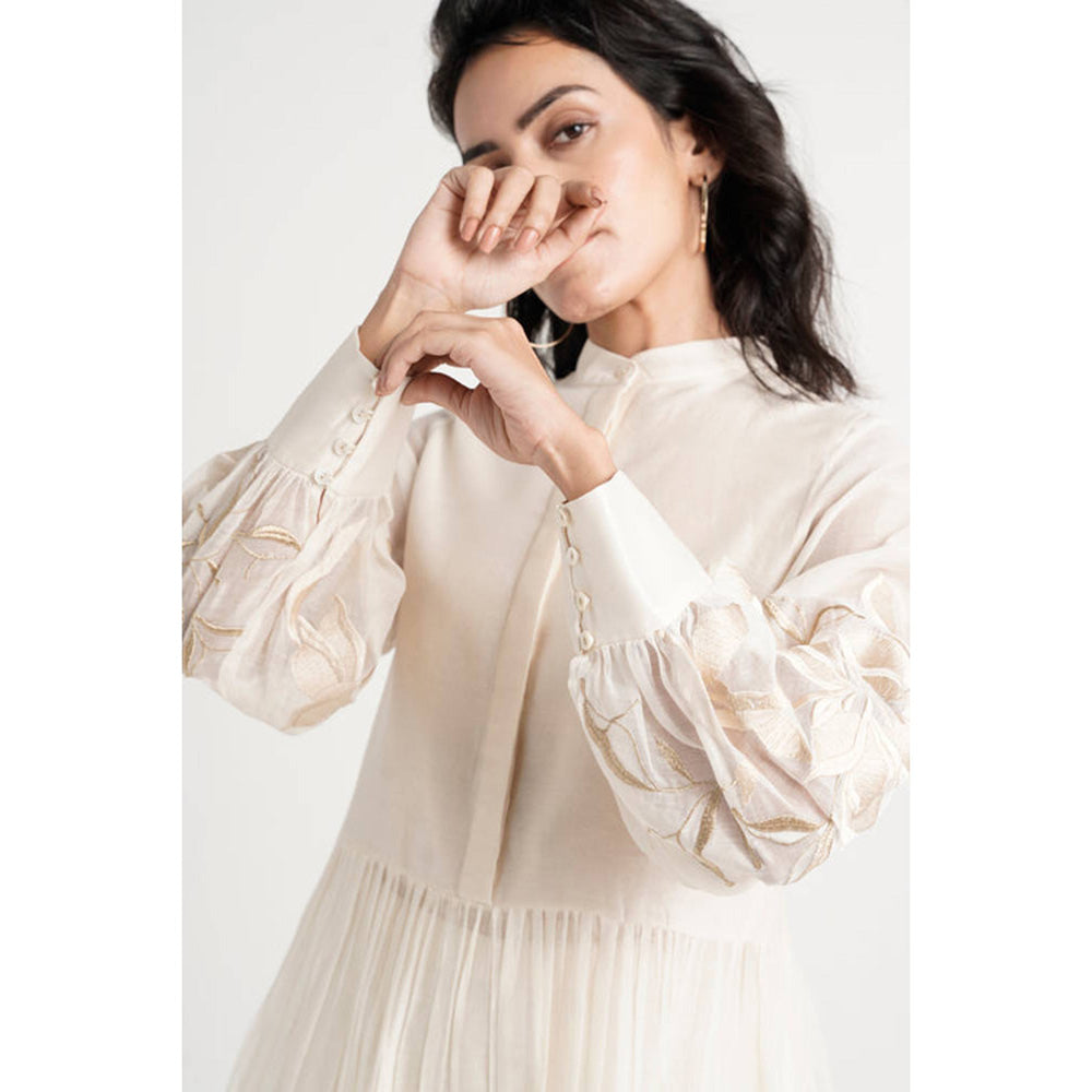 MADDER MUCH Off White Chanderi Mandarin Neck Solid Peplum Top With Pant Co-Ord Set