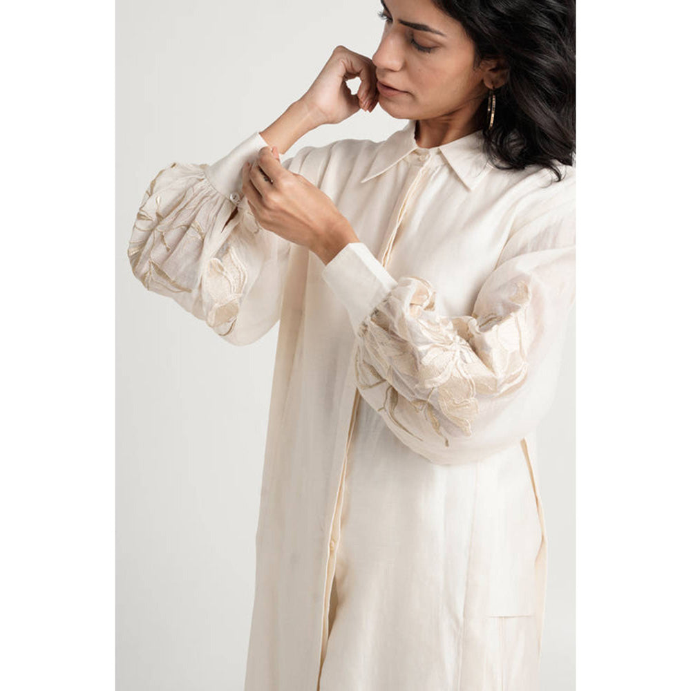 MADDER MUCH Women Ivory Chanderi Solid Kurta with Pant