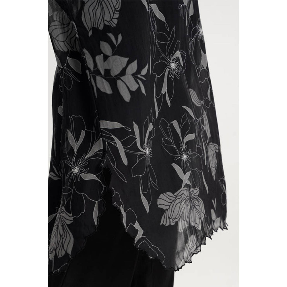 MADDER MUCH Women Black Chanderi Floral Top with Pant and Bustier