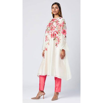 MADDER MUCH Eira - White Floral Kurta + Pant Set