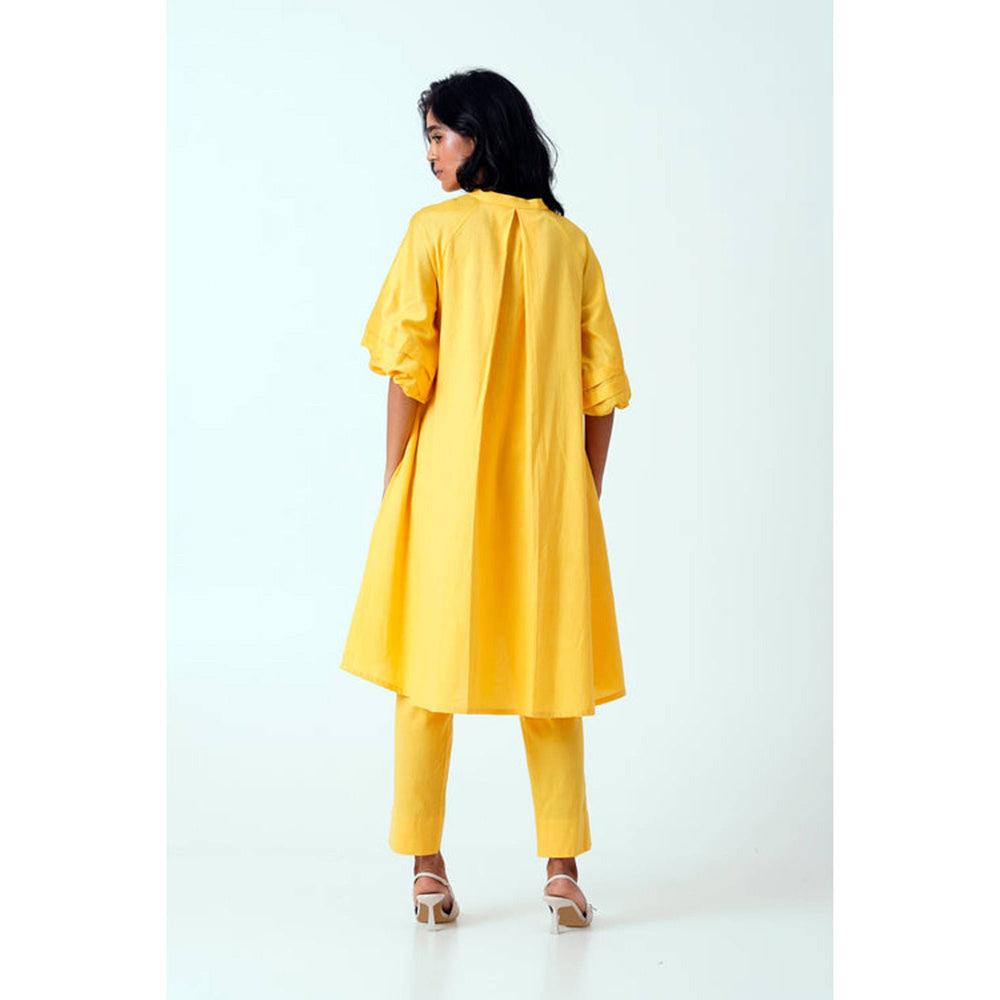 MADDER MUCH Yellow Embroidered Mandarin Neck Kurta With Pant