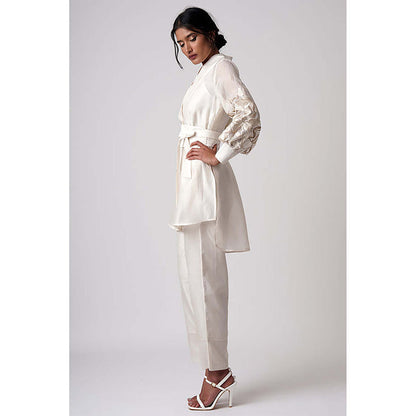 MADDER MUCH Cotton White V-Neck Solid/Plain Blazer Tunic with Pant and Belt Co-Ord's