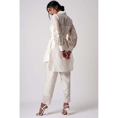 MADDER MUCH Cotton White V-Neck Solid/Plain Blazer Tunic with Pant and Belt Co-Ord's
