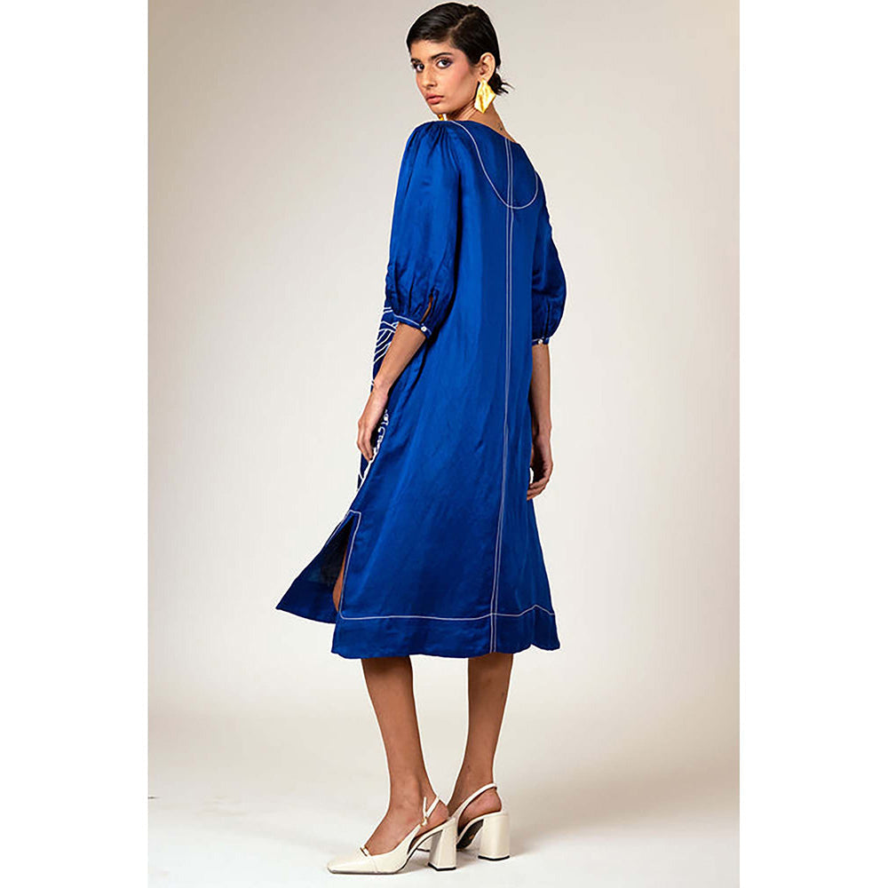 MADDER MUCH Sonic - The City Walk Midi Dress