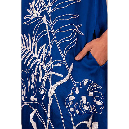 MADDER MUCH Sonic - The City Walk Midi Dress