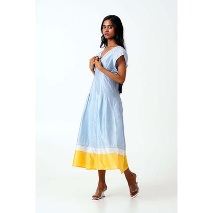 MADDER MUCH Blue Cotton V-Neck Solid/Plain Midi Dress