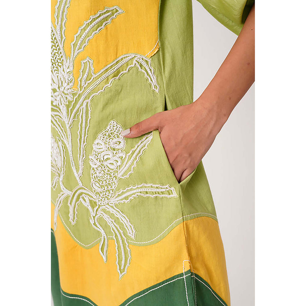 MADDER MUCH Multi-Color Cotton Collar Neck Printed Midi Dress