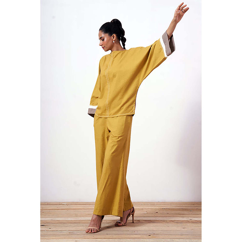 MADDER MUCH Moda - The Cloud Top And Pant Set