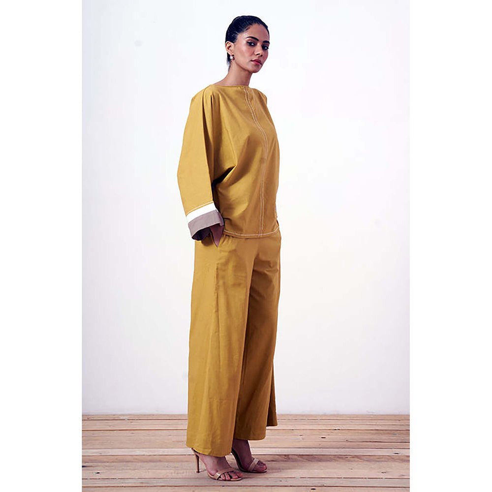 MADDER MUCH Moda - The Cloud Top And Pant Set