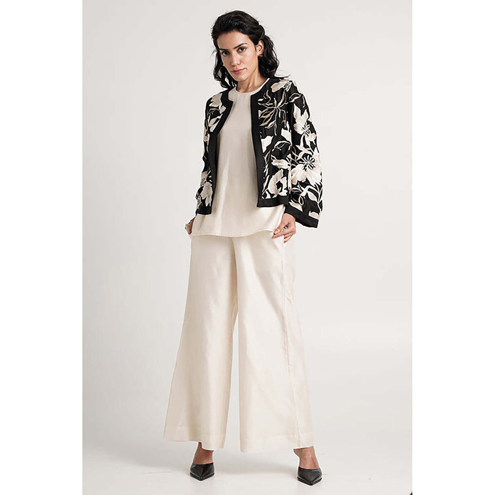 MADDER MUCH Multi-Color Cotton Round Neck Embroidered Top With Pant And Shrug