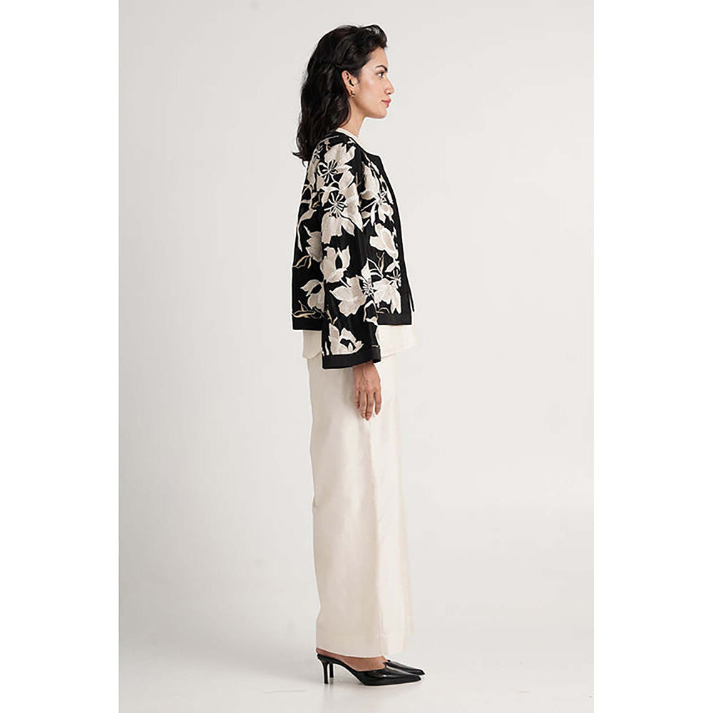 MADDER MUCH Multi-Color Cotton Round Neck Embroidered Top With Pant And Shrug