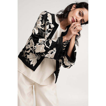 MADDER MUCH Multi-Color Cotton Round Neck Embroidered Top With Pant And Shrug