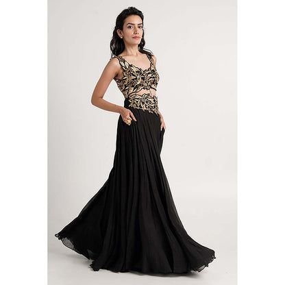 MADDER MUCH Black Cotton Round Neck Embroidered Bustier With Cape And Skirt