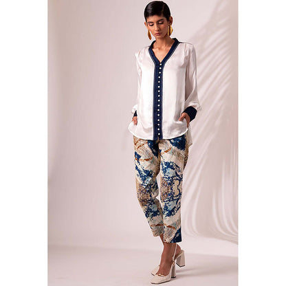 MADDER MUCH Benita - Back Cut-Out Top + Printed Trousers