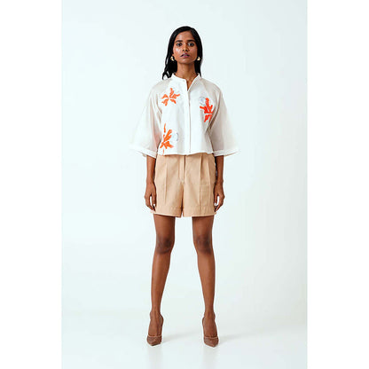 MADDER MUCH Cotton White Mandarin Neck Solid/Plain Shirt With Shorts Short Set