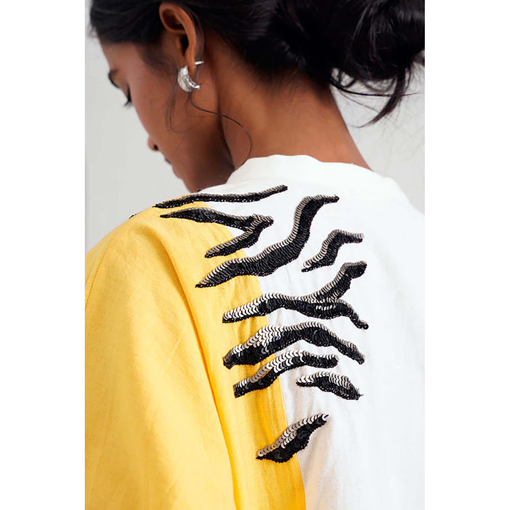 MADDER MUCH Multi-Color Cotton Round Neck Animal Print Top With Pant