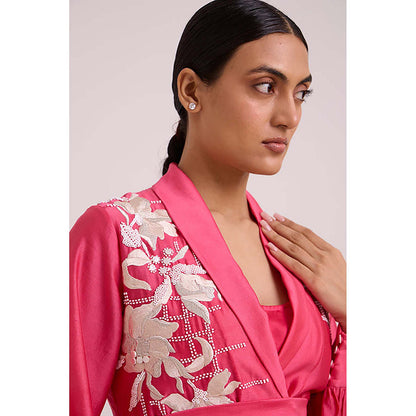 MADDER MUCH Cotton Pink V-Neck Floral Top With Pant And Belt Co-Ord's