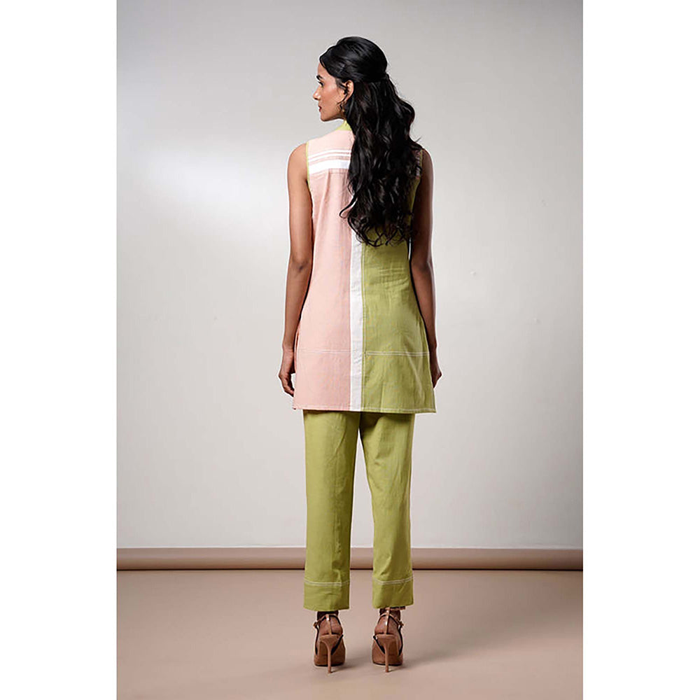 MADDER MUCH Cotton Green V-Neck Solid/Plain Tunic With Pant Co-Ord's