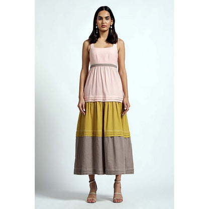 MADDER MUCH Aria - Step Dress With Pockets