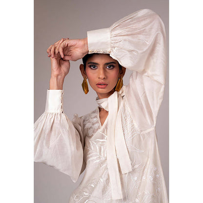 MADDER MUCH Vana - Snowy Short Dress