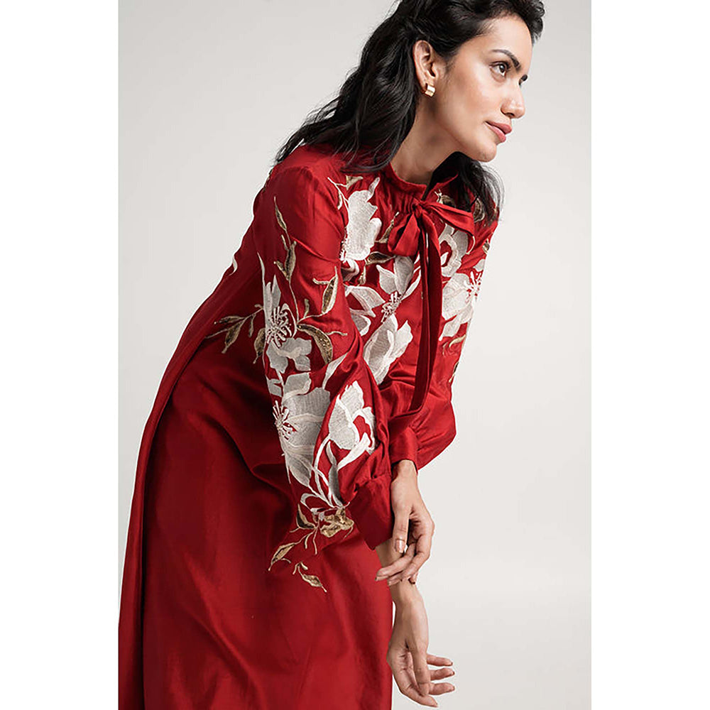MADDER MUCH Aspen - Inverted Hem Tie Collared Midi Dress