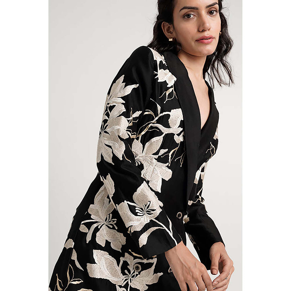 MADDER MUCH Lucas - Outstanding Blazer Dress