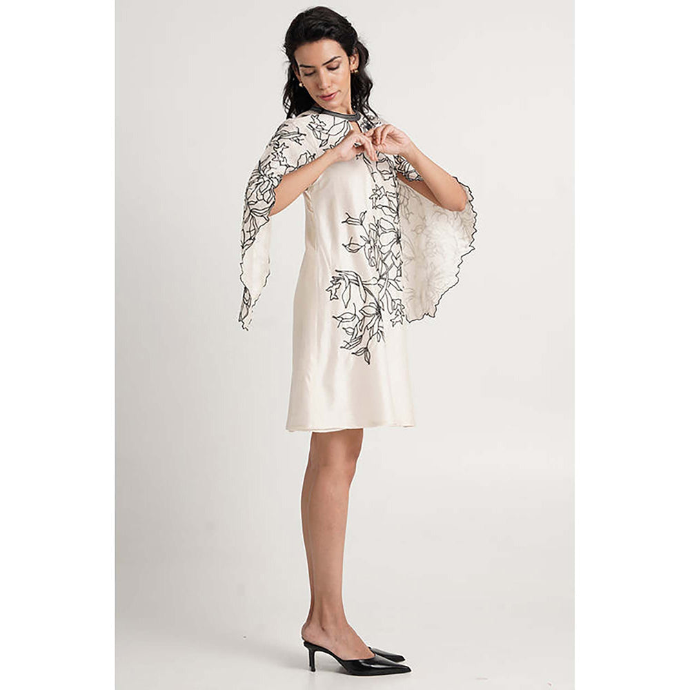 MADDER MUCH Leo - Monochrome Shift Dress