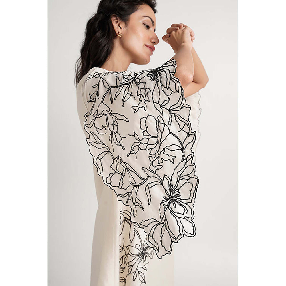 MADDER MUCH Leo - Monochrome Shift Dress