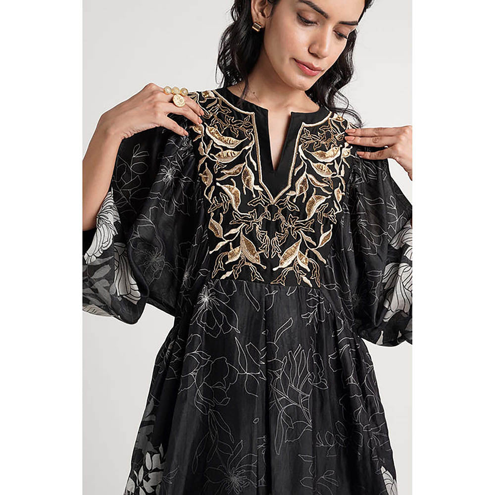 MADDER MUCH Black Cotton Round Neck Floral Knee Length Dress